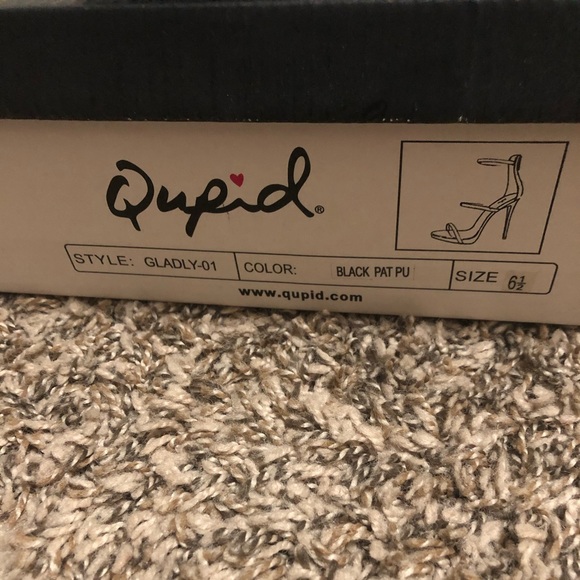 Heels - Picture 2 of 2